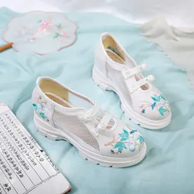 Women's Clan Ancient Style Mesh Embroidered Wedge Canvas Shoes